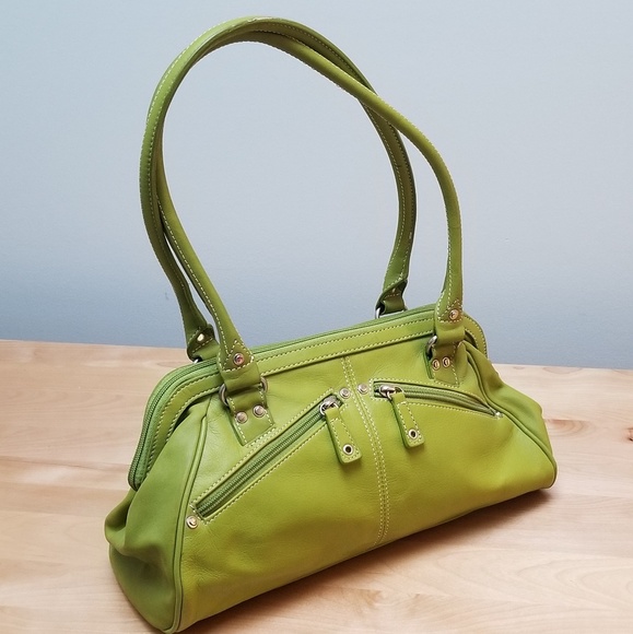 TIGNANELLO | SPRING GREEN PURSE - Picture 2 of 5
